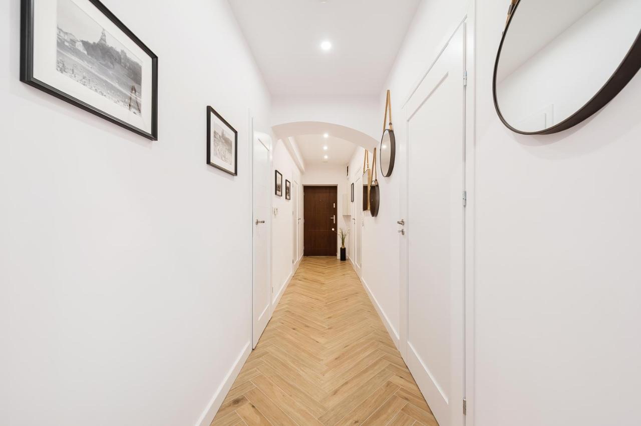 Luxury Spa Apartment Old Town Cracovie Extérieur photo